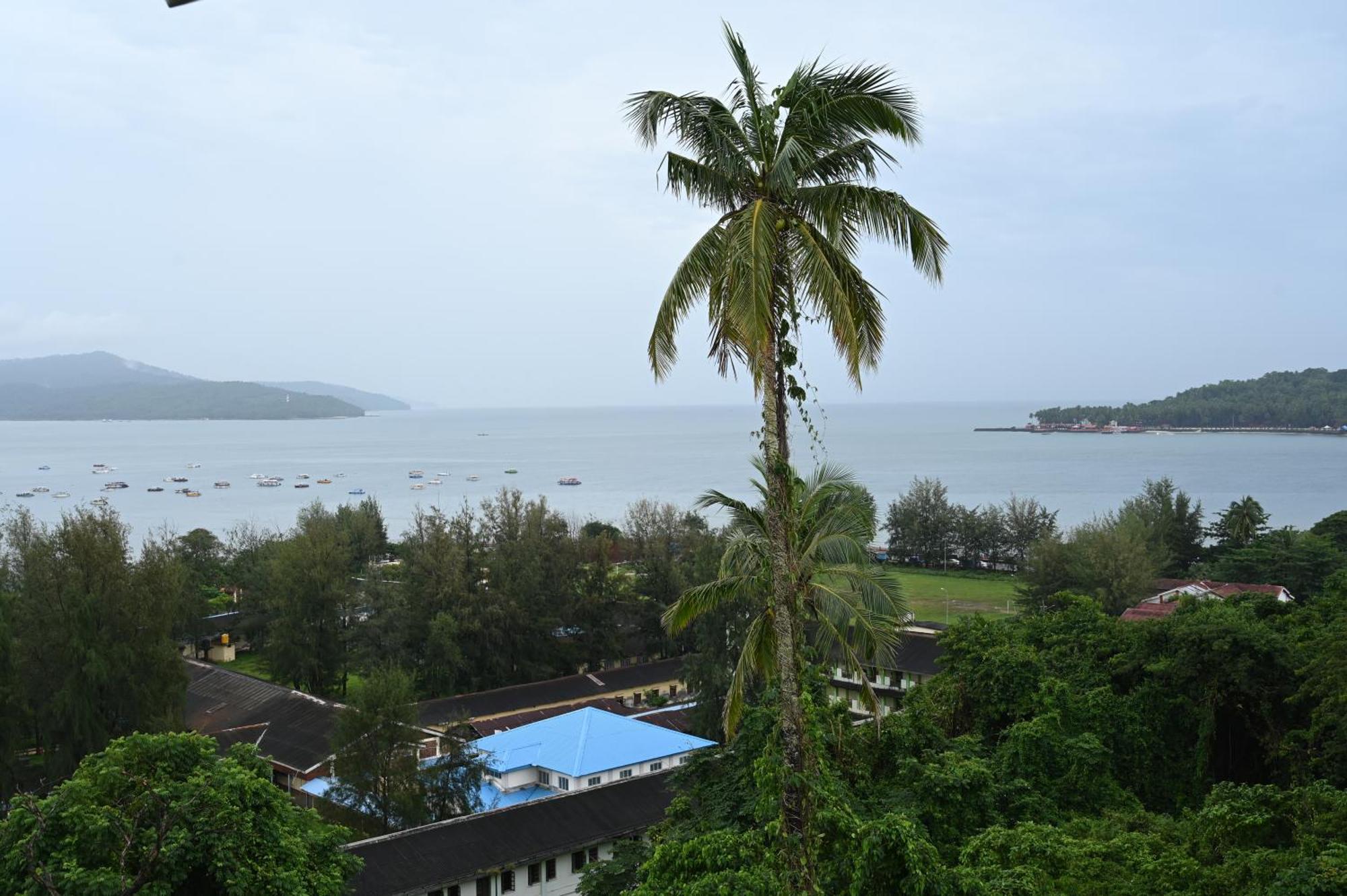 Royal Seaview Residency Leilighet Port Blair Eksteriør bilde