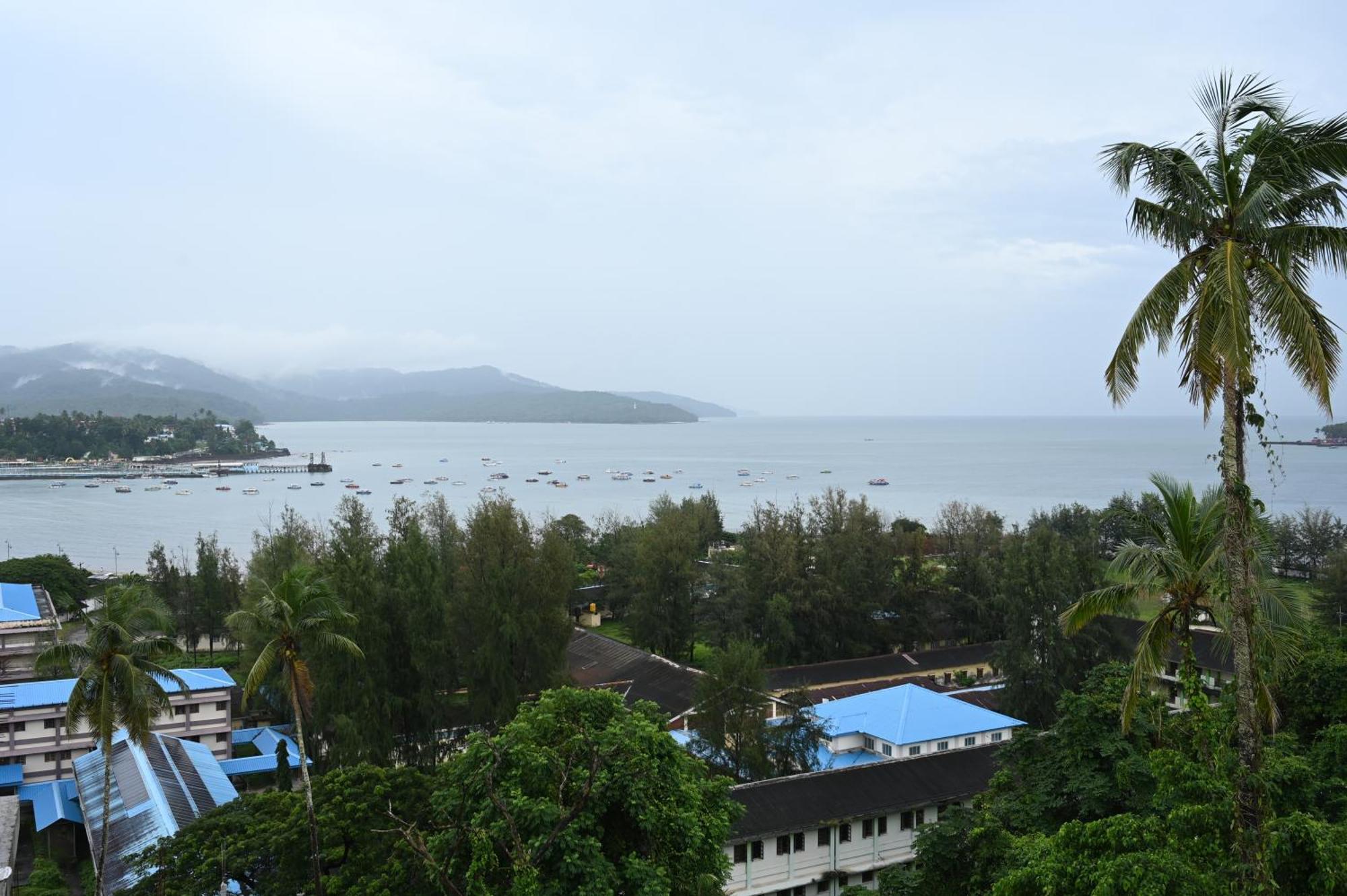 Royal Seaview Residency Leilighet Port Blair Eksteriør bilde